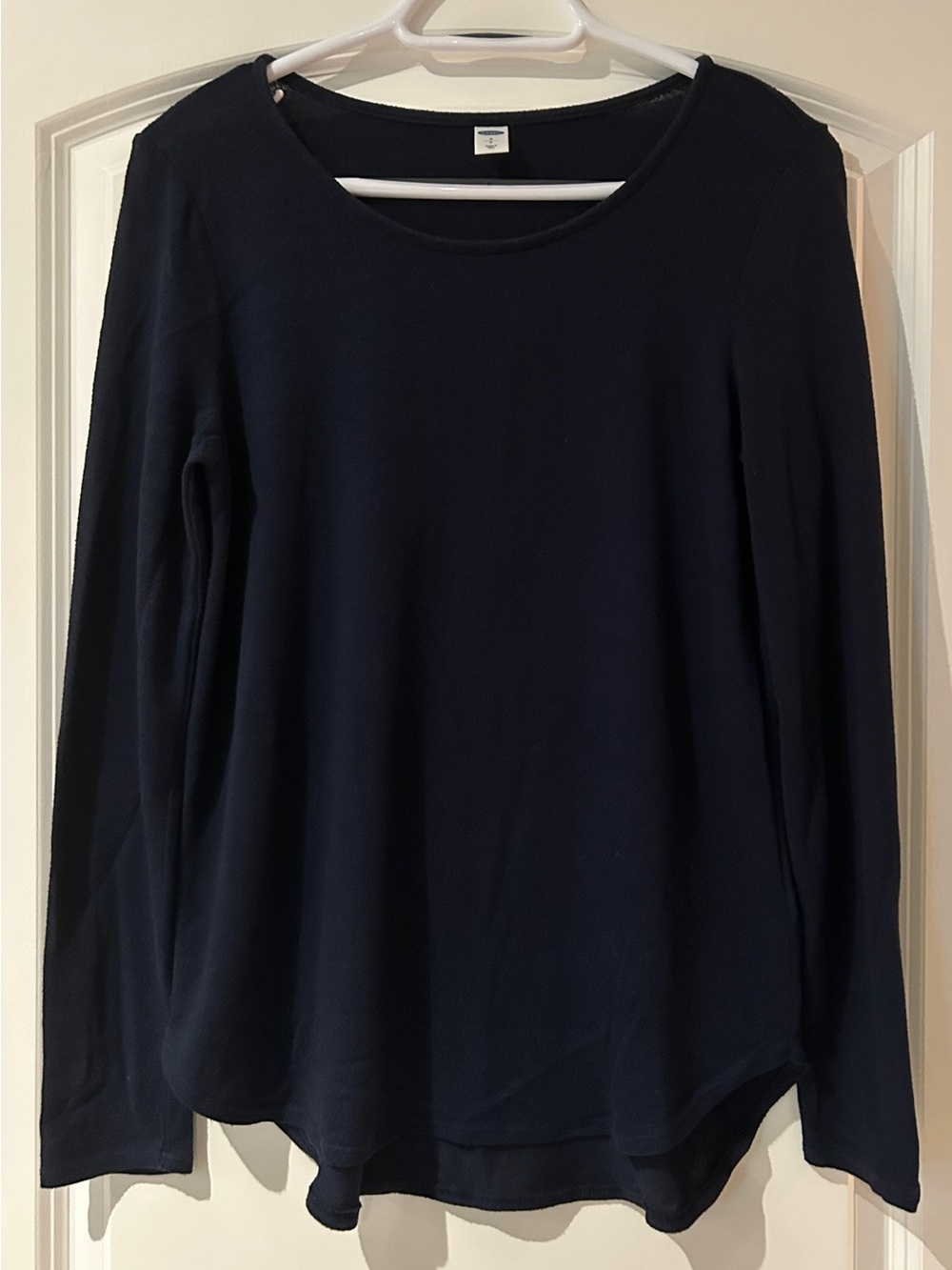 Old Navy Navy Long-Sleeve Top